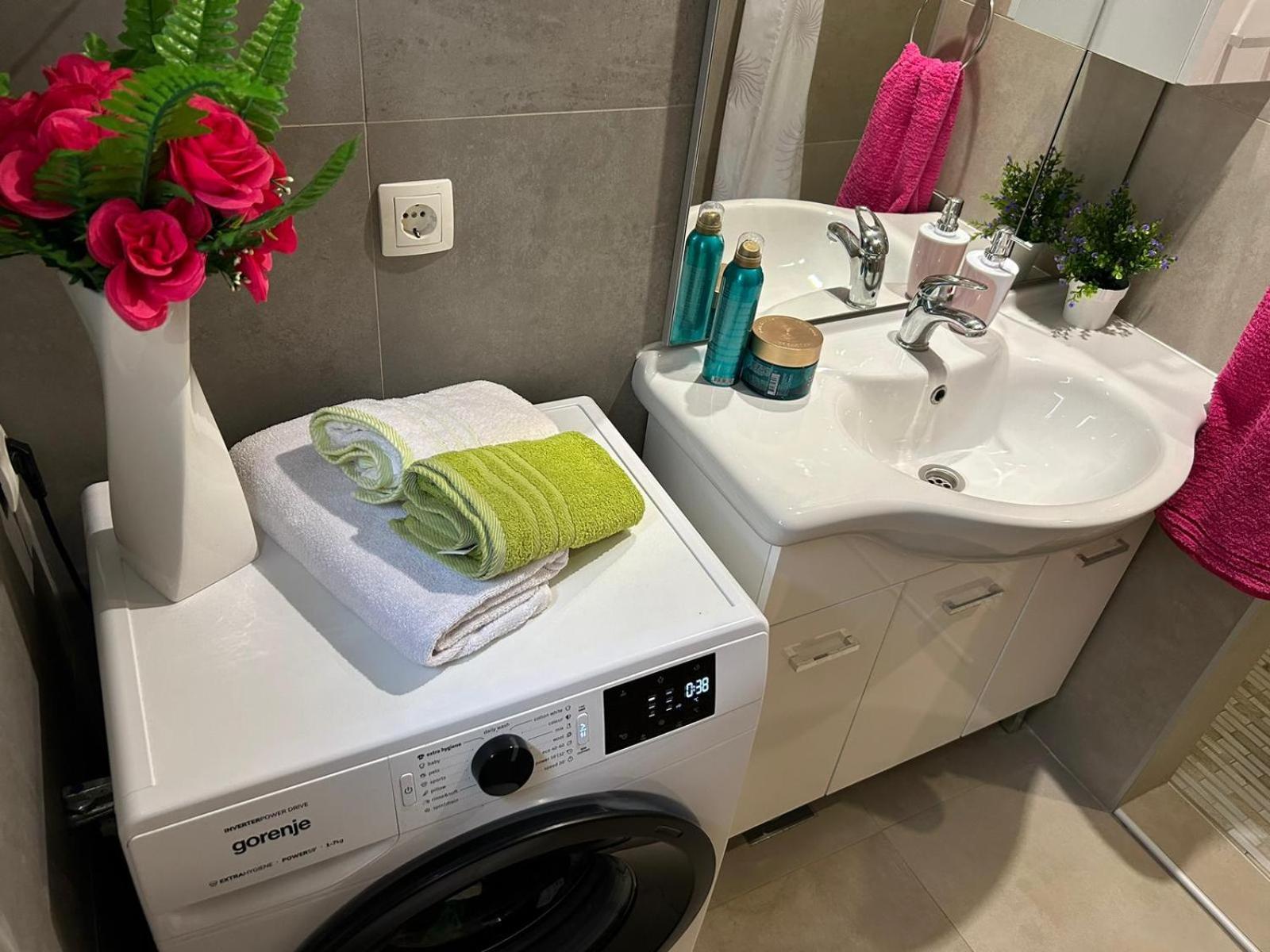 Apartment Blanca With Jacuzzi,Terase And Private Parking Kaštela エクステリア 写真