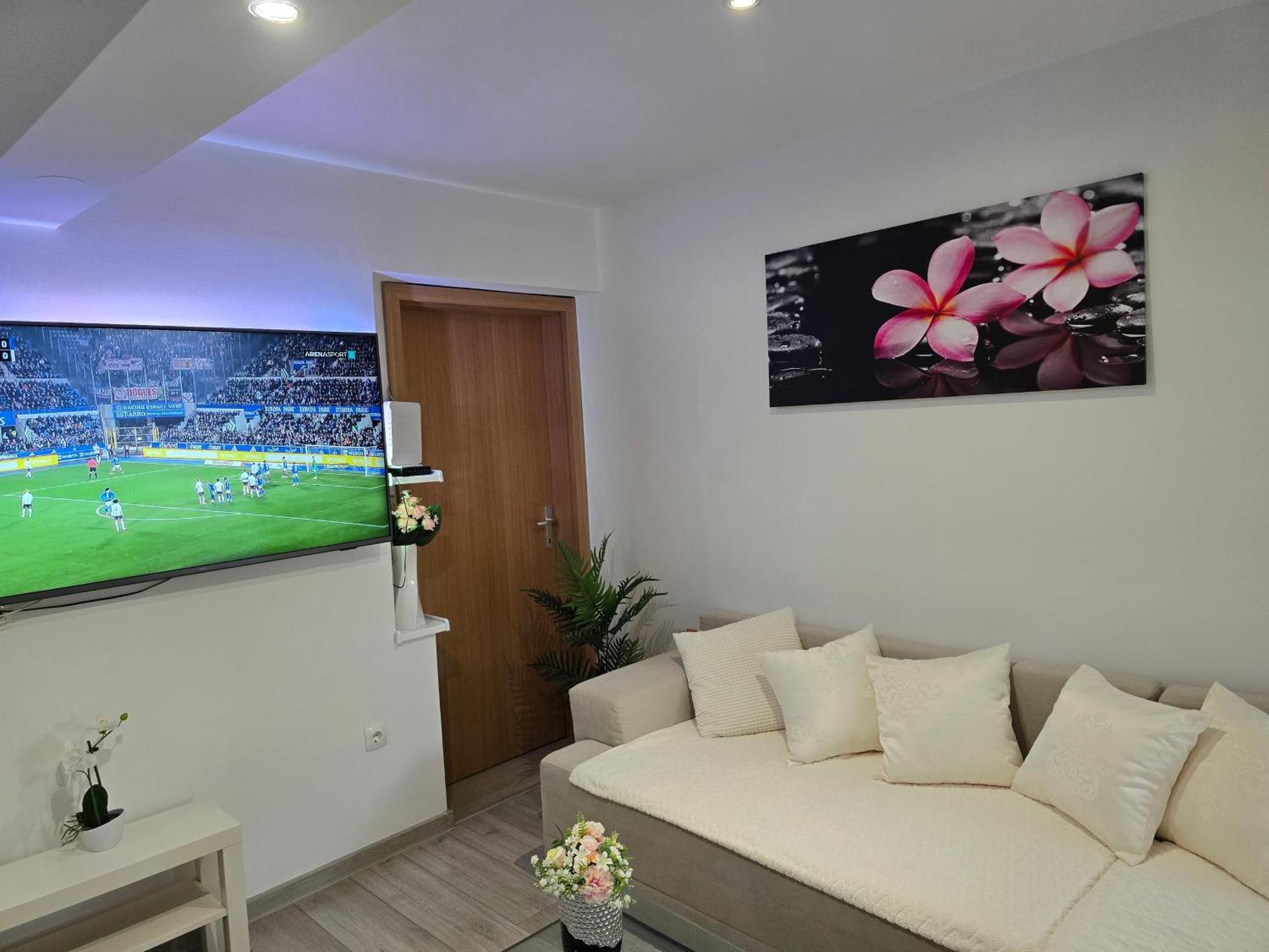 Apartment Blanca With Jacuzzi,Terase And Private Parking Kaštela エクステリア 写真
