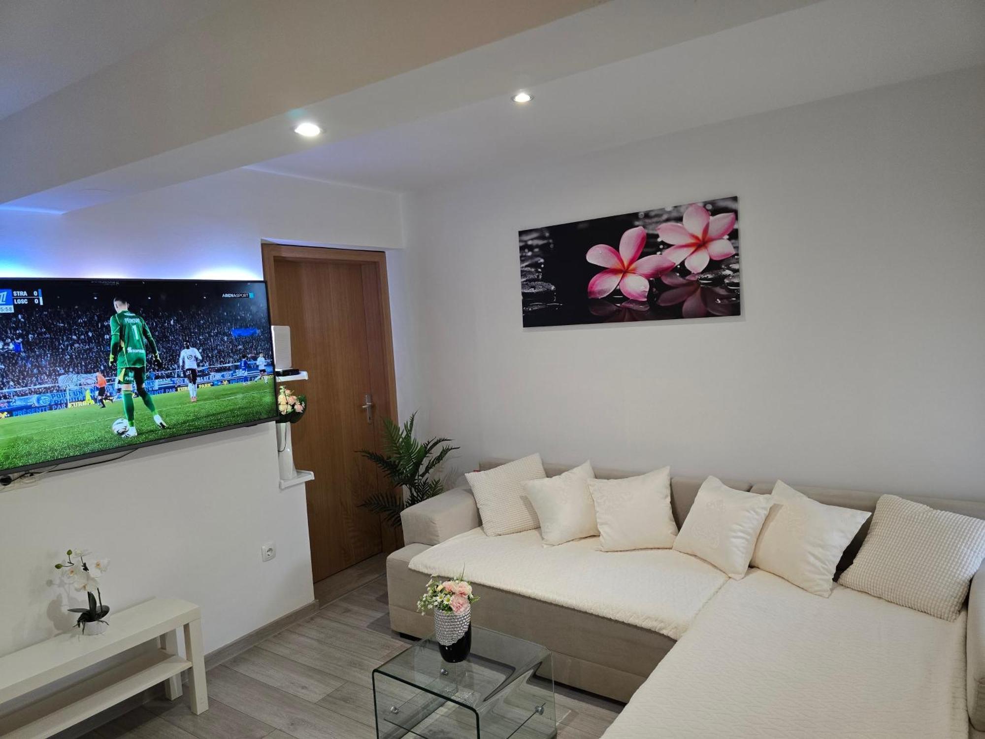 Apartment Blanca With Jacuzzi,Terase And Private Parking Kaštela エクステリア 写真