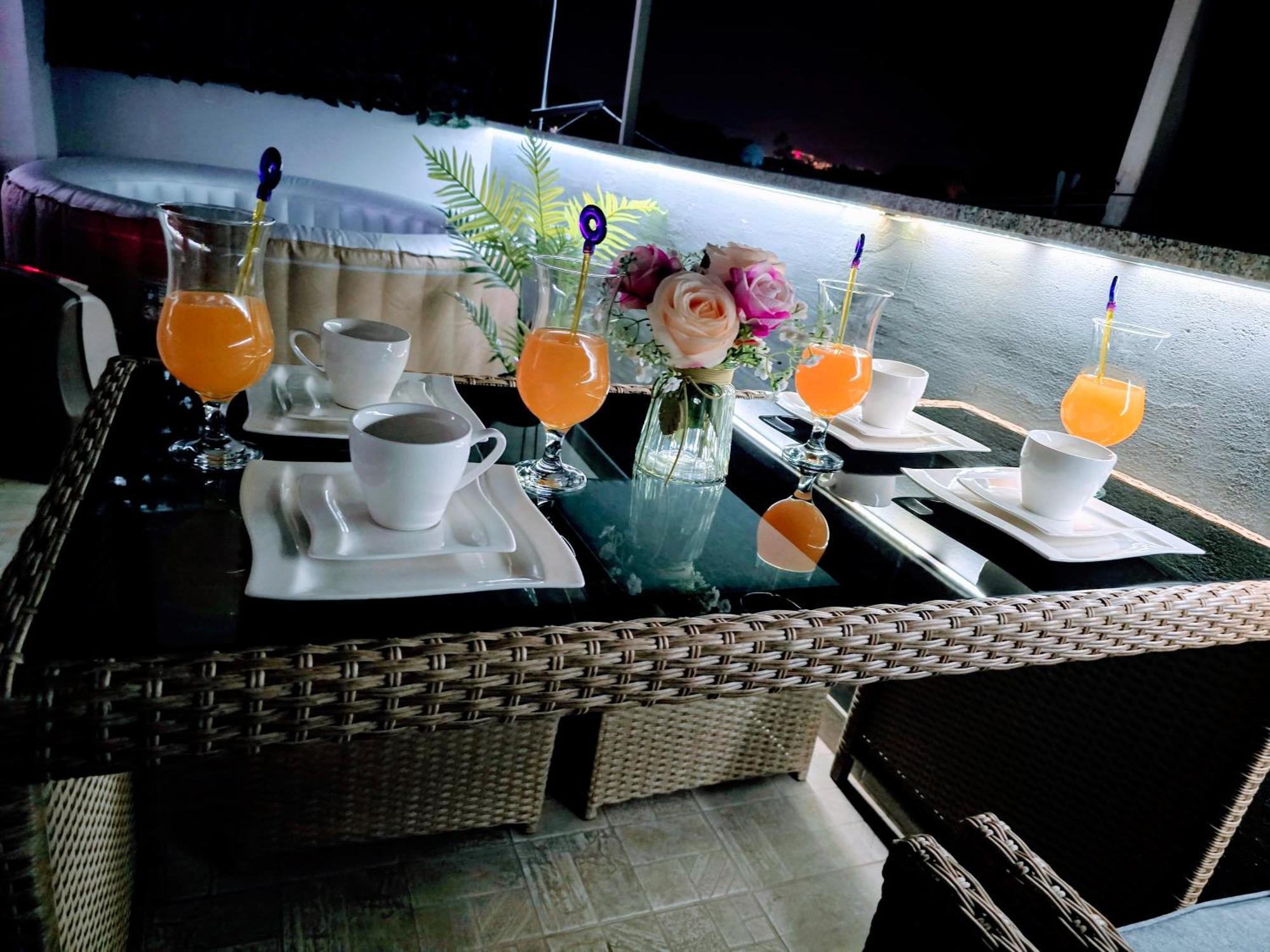 Apartment Blanca With Jacuzzi,Terase And Private Parking Kaštela エクステリア 写真